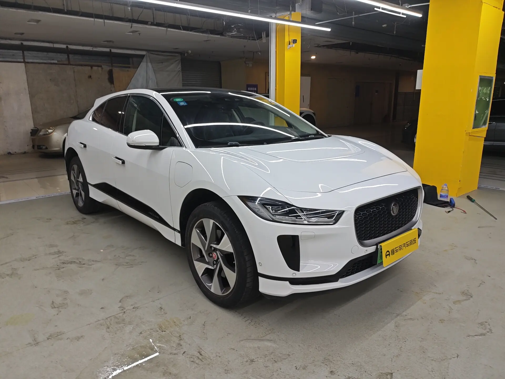 Jaguar I-PACE
