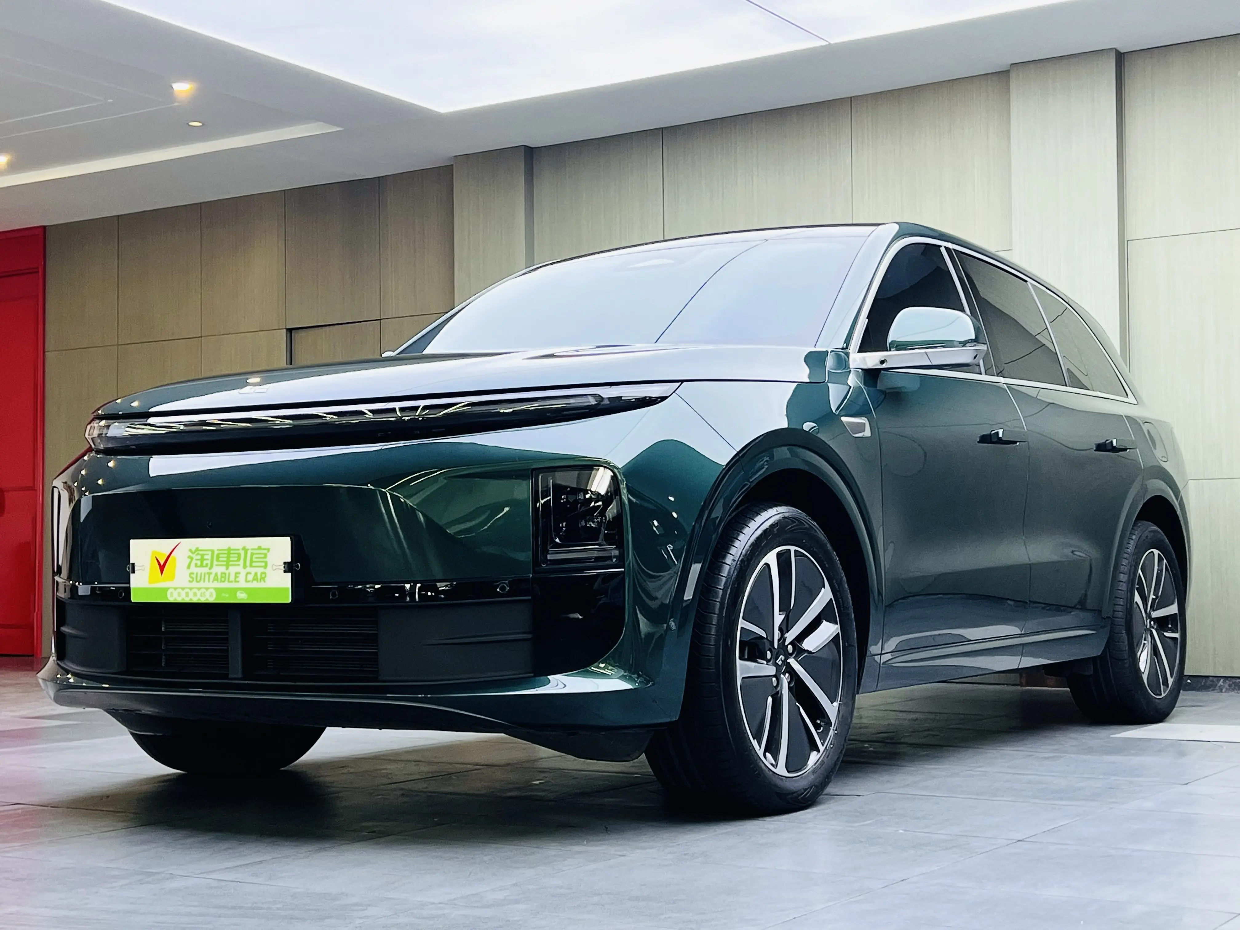 Li L6 (Ideal L6)  из Китая