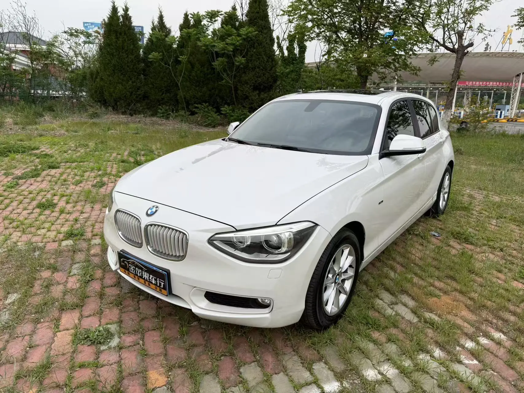 BMW 1 Series (imported)  из Китая
