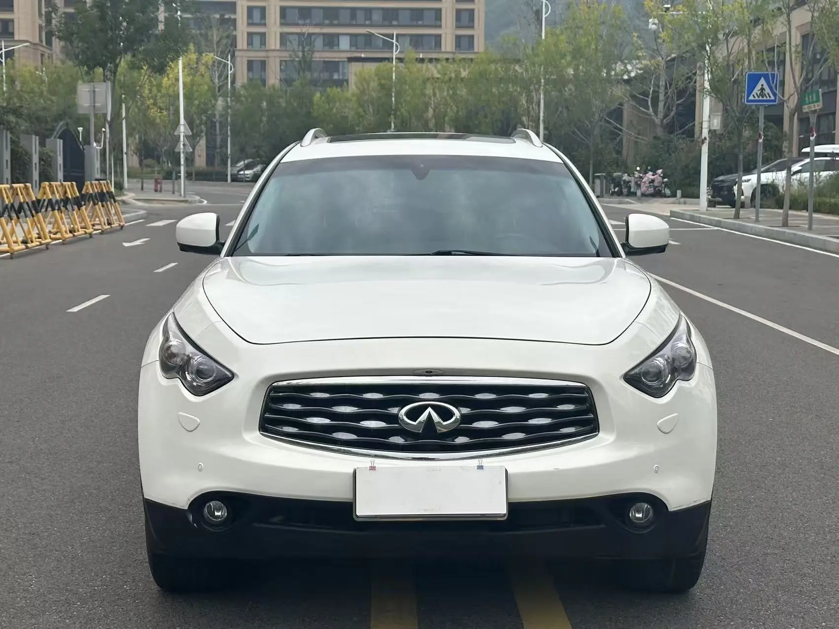 Infiniti FX