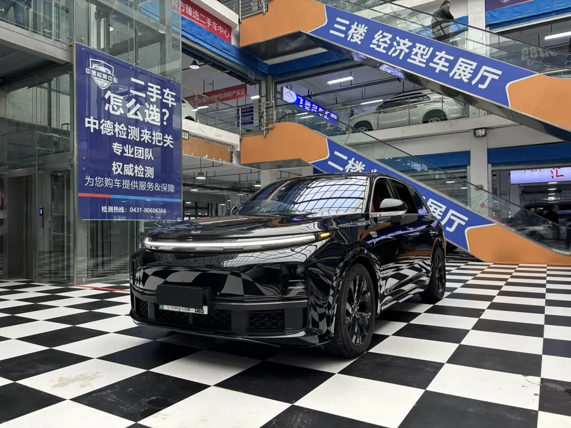 Li L7 (Ideal L7)  из Китая