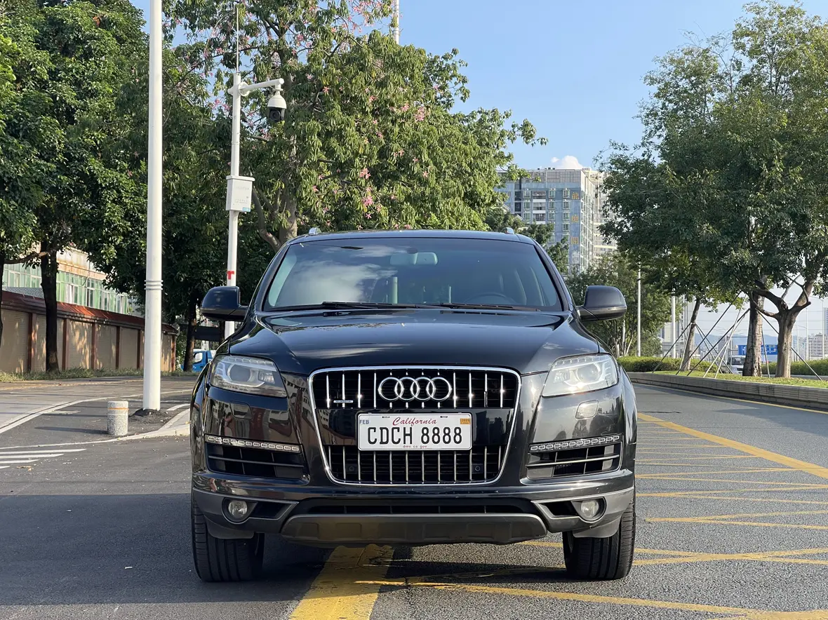 Audi Q7  из Китая