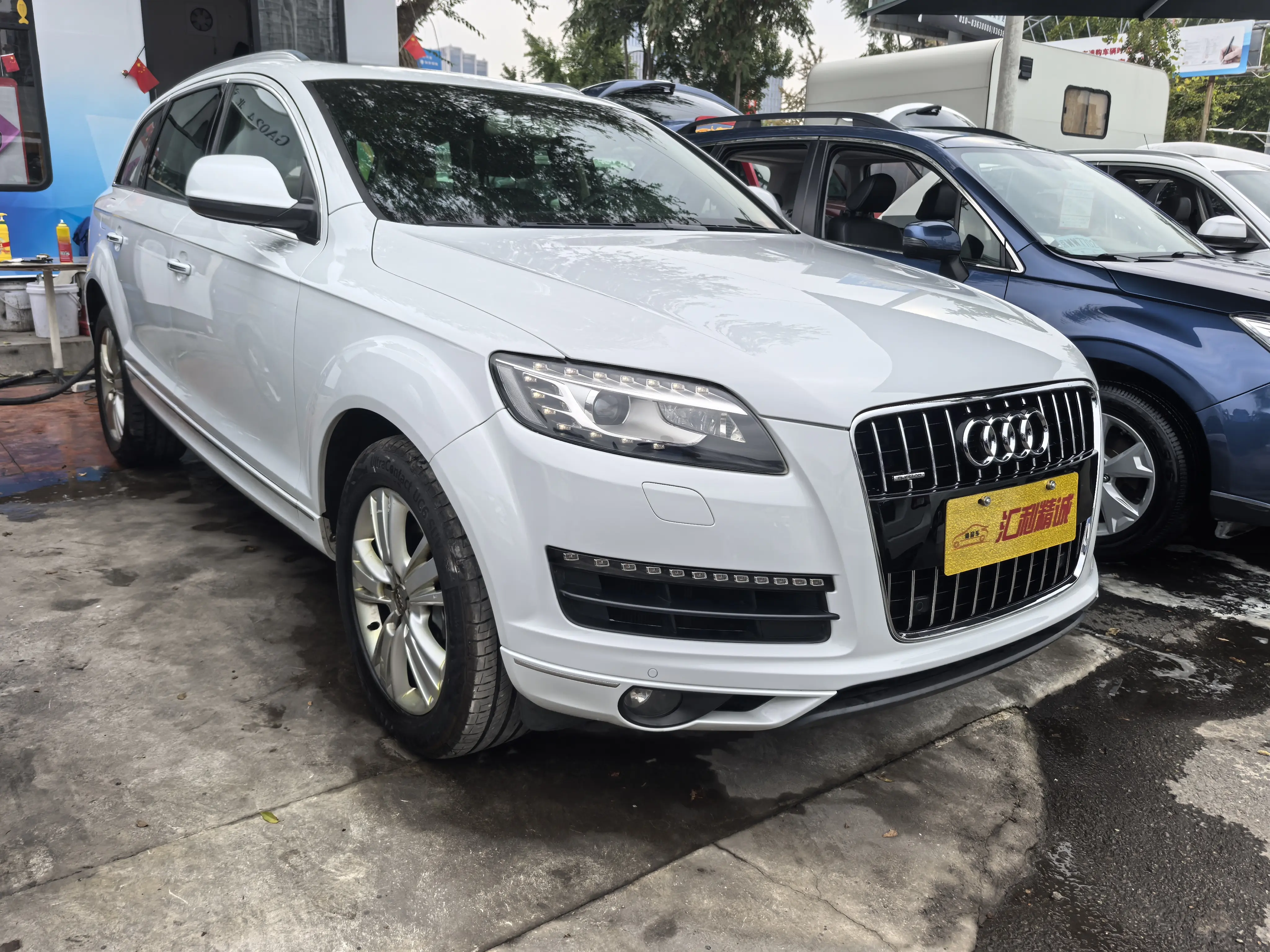 Audi Q7