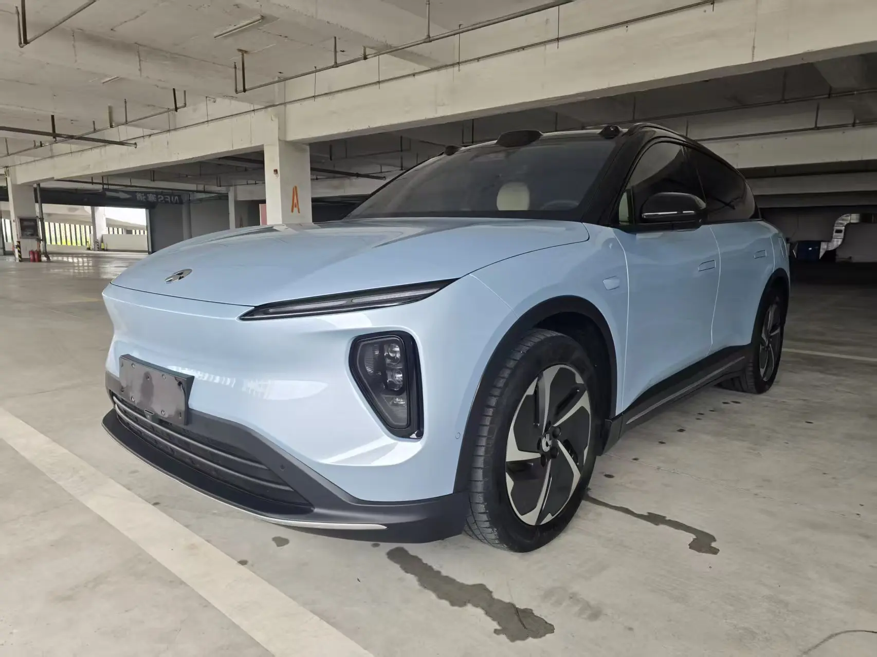 NIO ES6