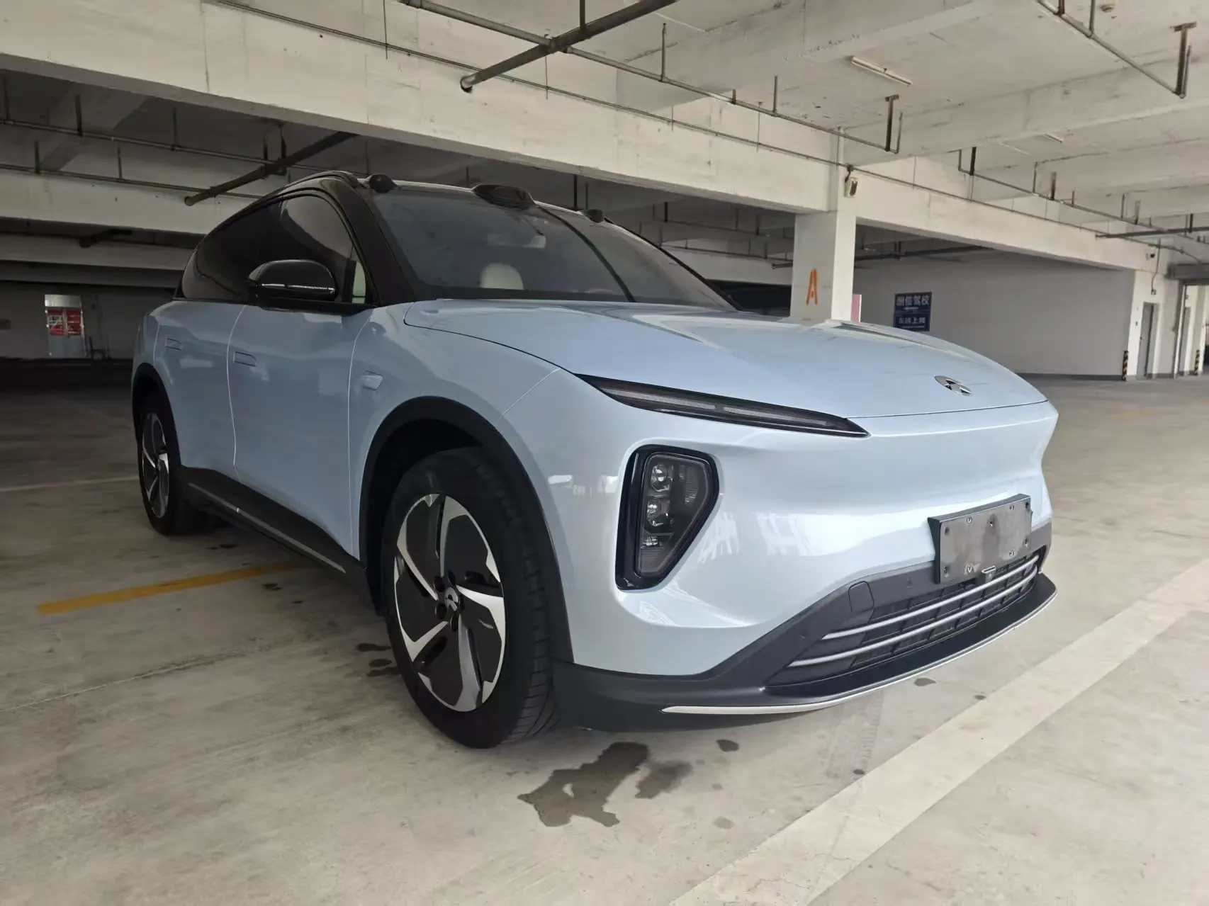 NIO ES6
