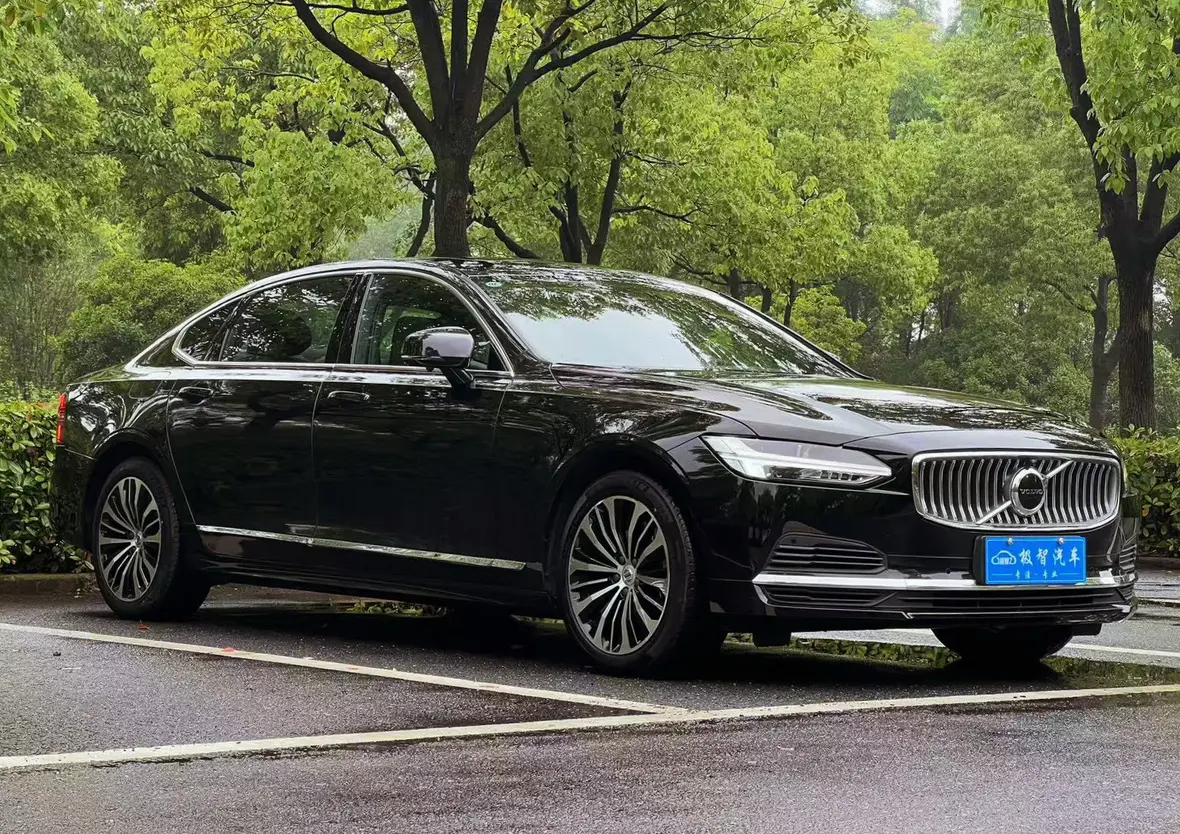Volvo S90 PHEV