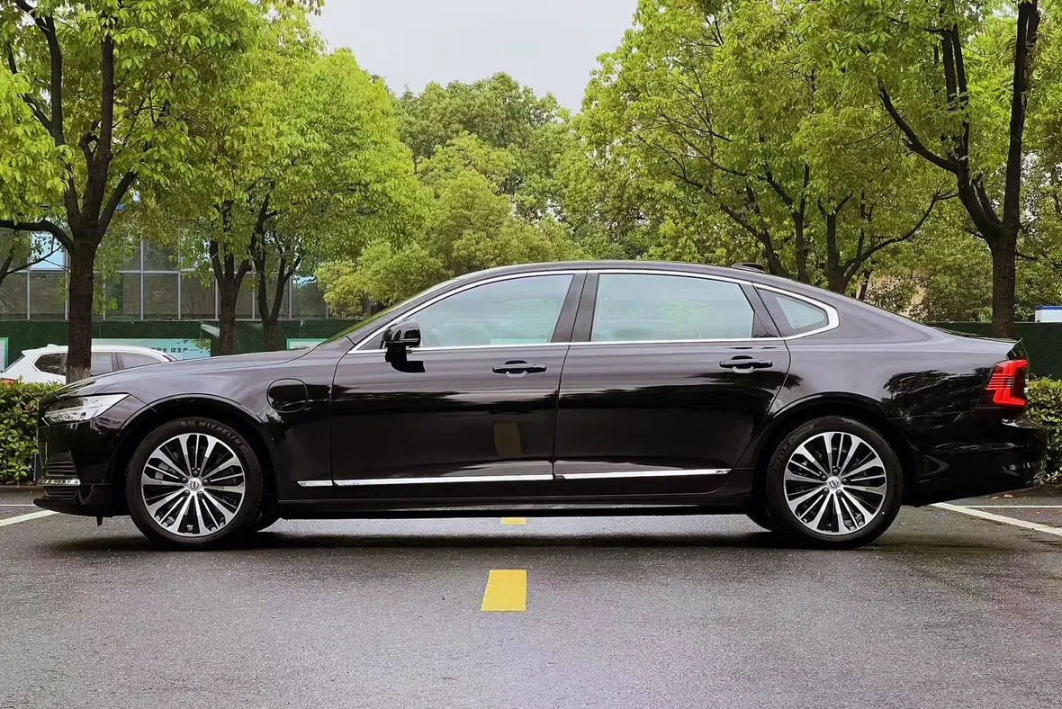 Volvo S90 PHEV