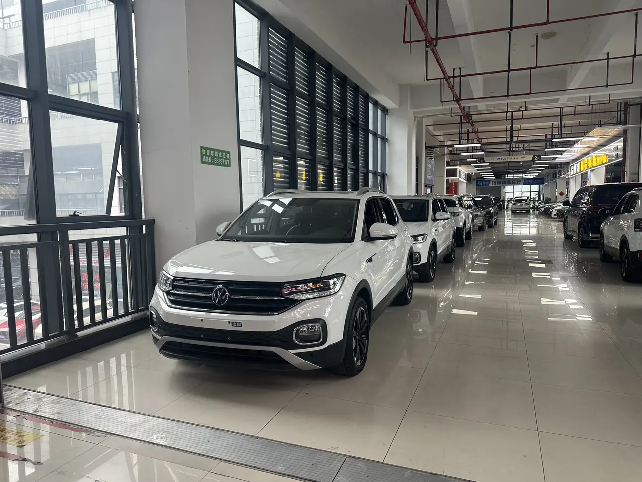 Volkswagen Explore the shadows  из Китая