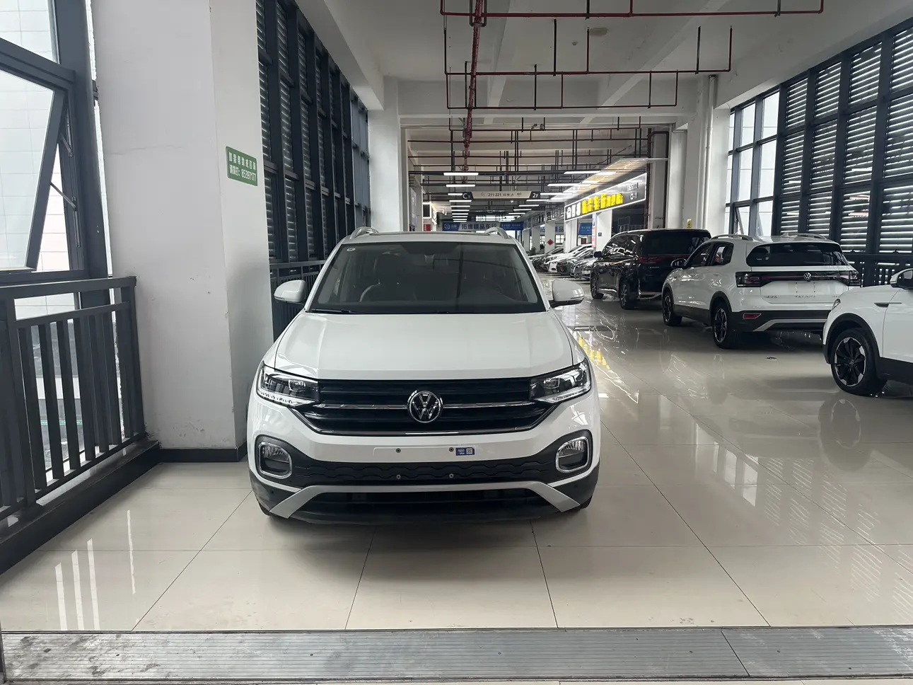 Volkswagen Explore the shadows  из Китая