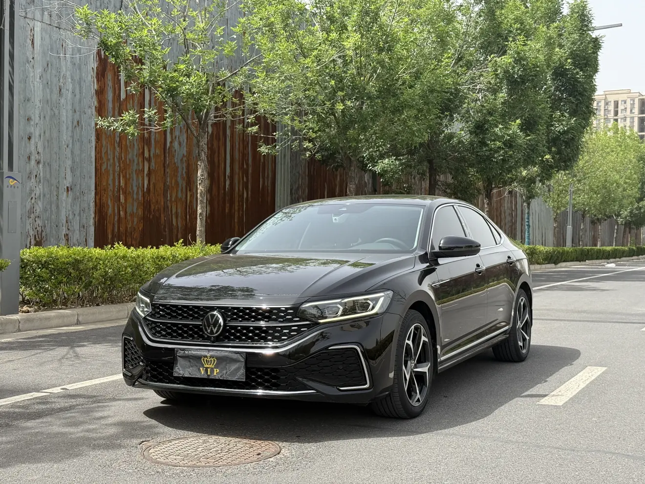 Volkswagen Passat  из Китая