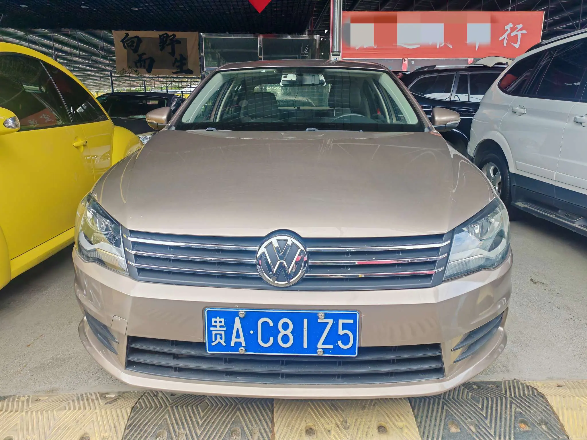 Volkswagen Bora  из Китая