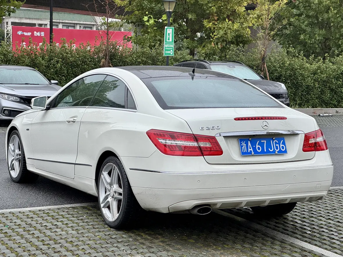 Mercedes-Benz E-Class (imported)