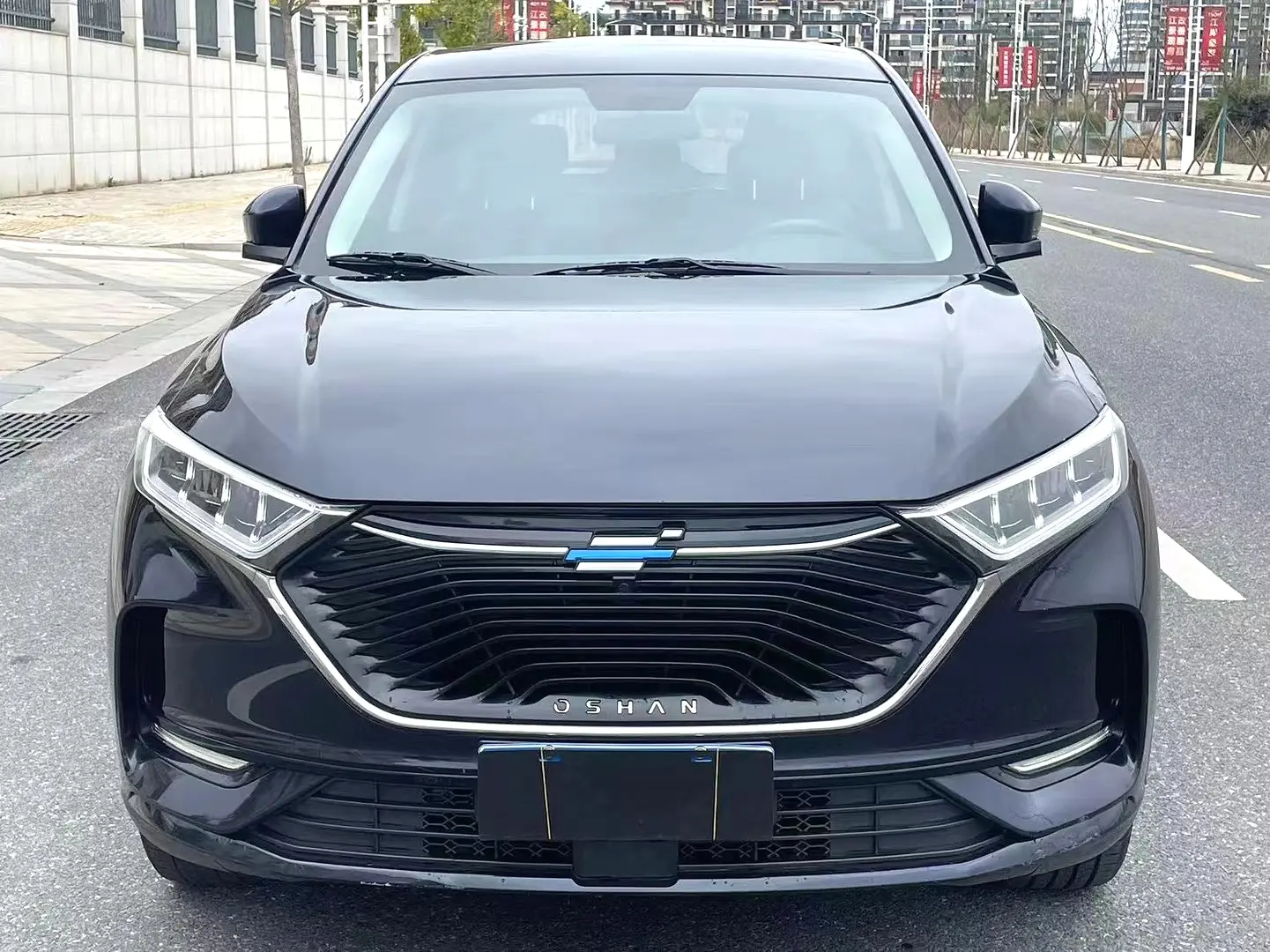 Oshan Changan Auchan X7