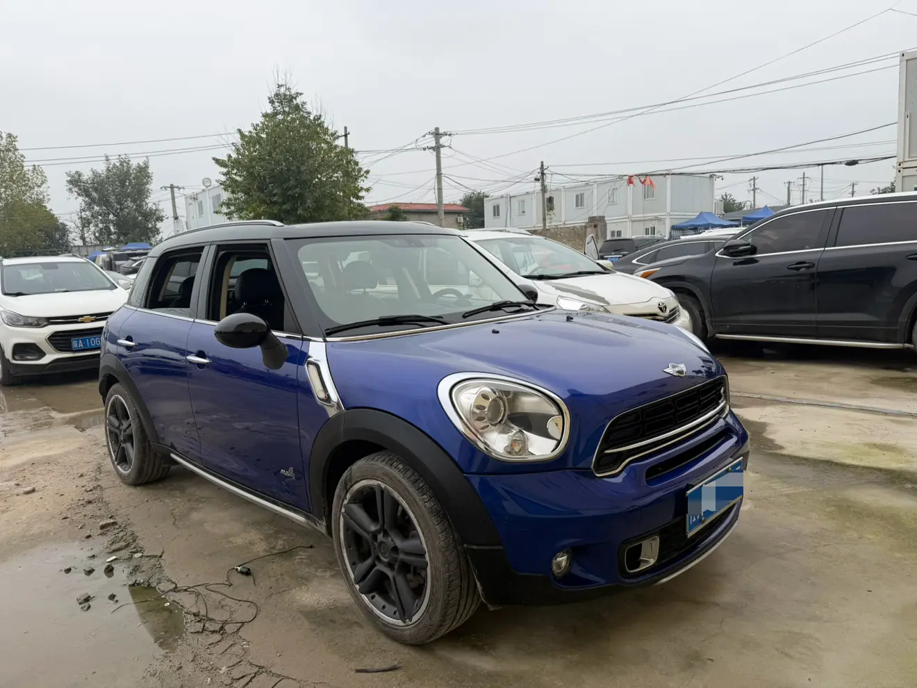 MINI COUNTRYMAN
