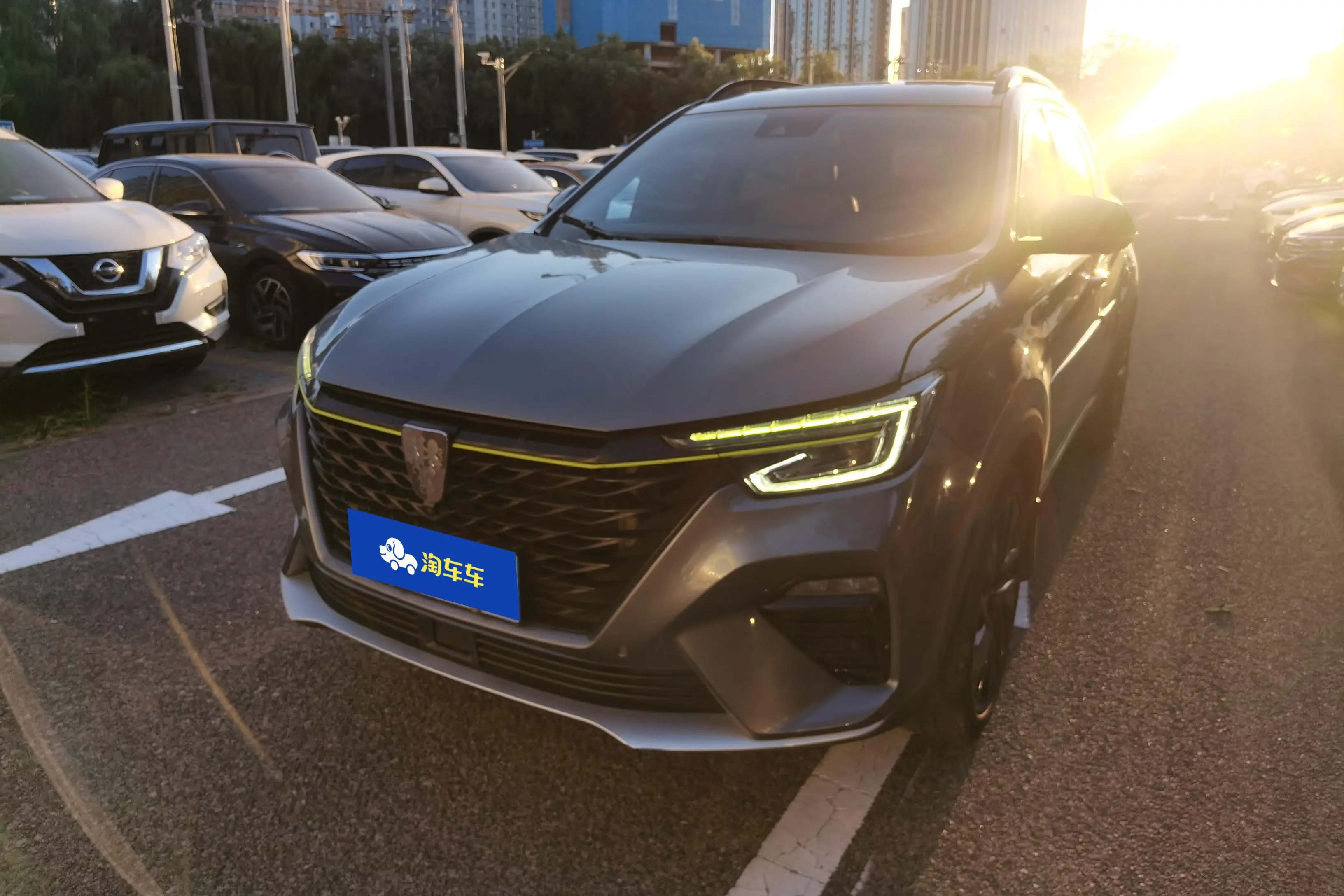 Roewe RX5