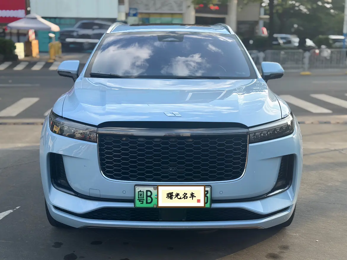 Li ONE (Ideal ONE)  из Китая