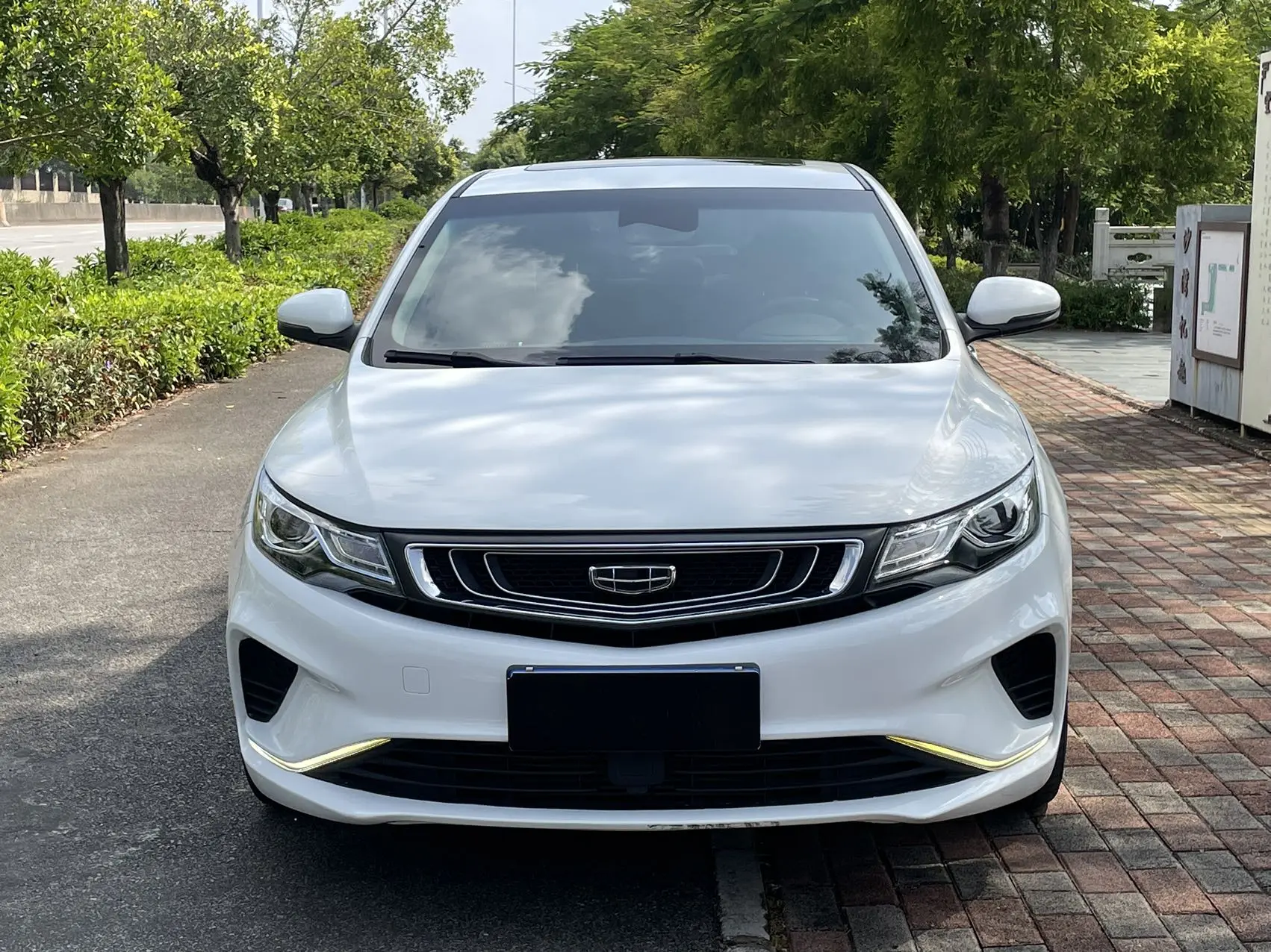 Geely Emgrand GL