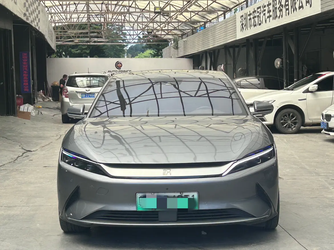 BYD Han EV  из Китая