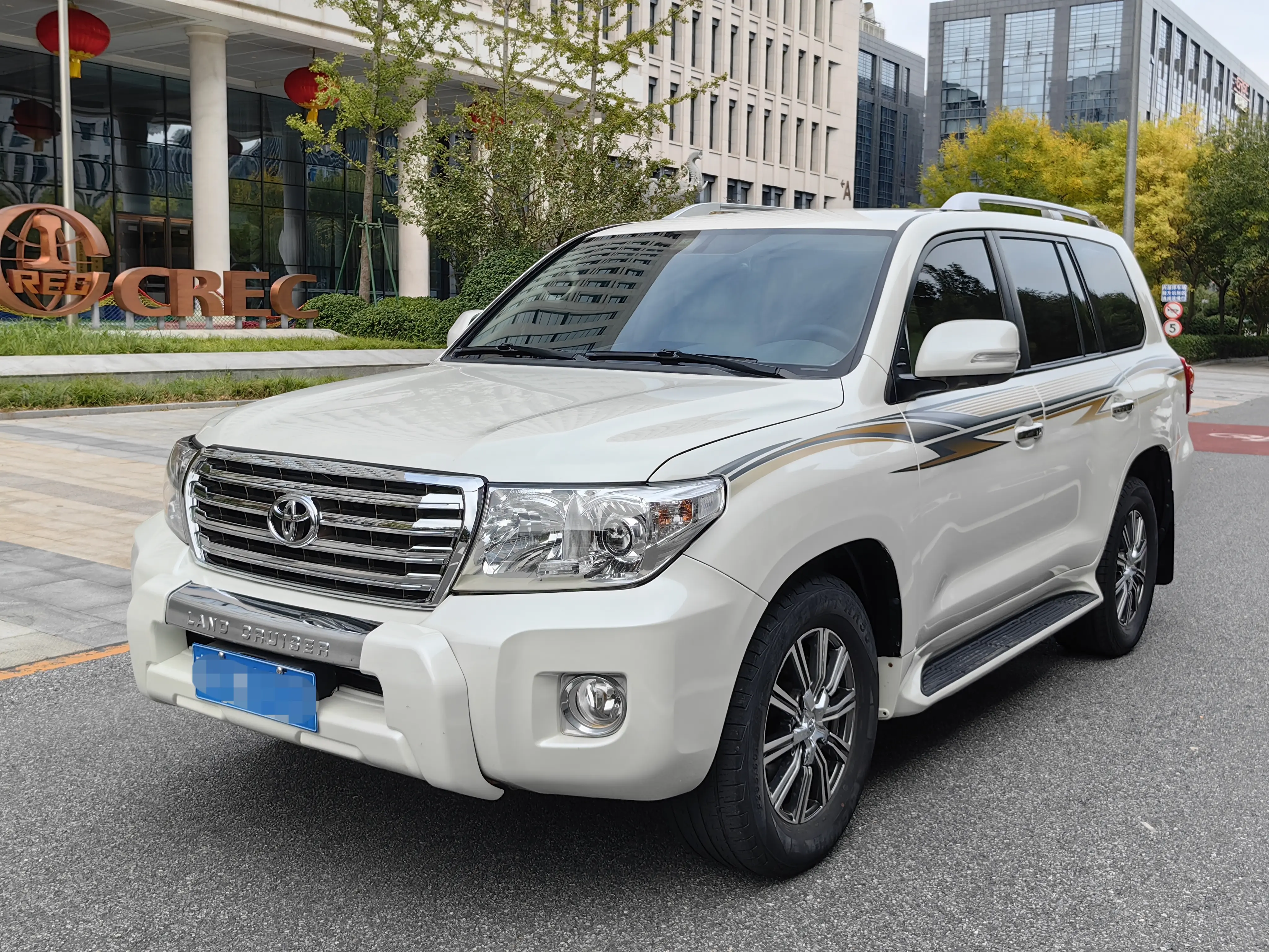 Toyota Land Cruiser (imported)  из Китая