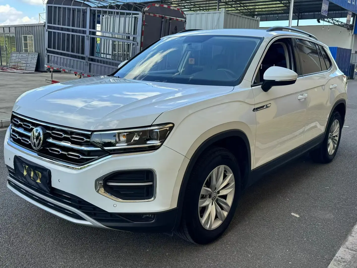 Volkswagen Tayron  из Китая