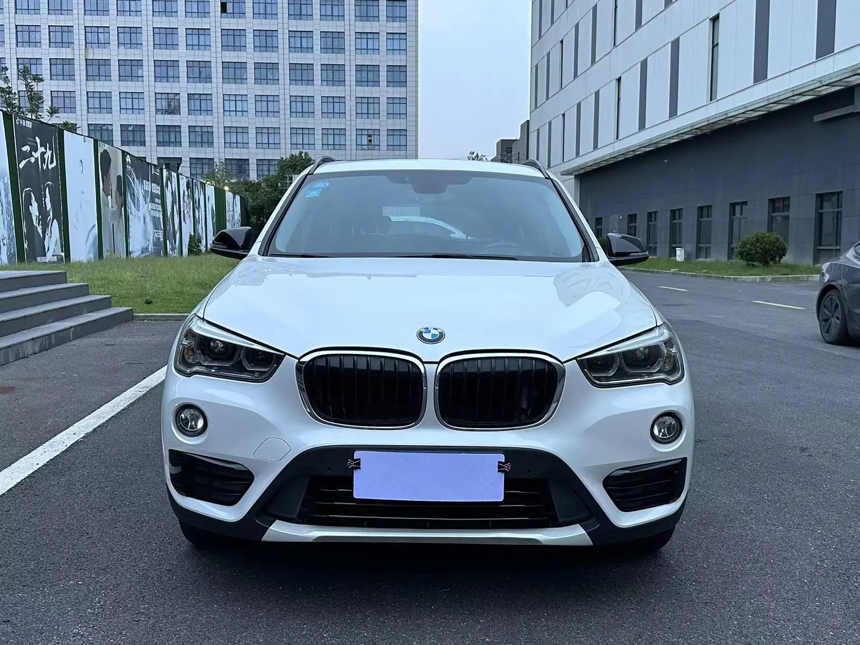 BMW X1  из Китая