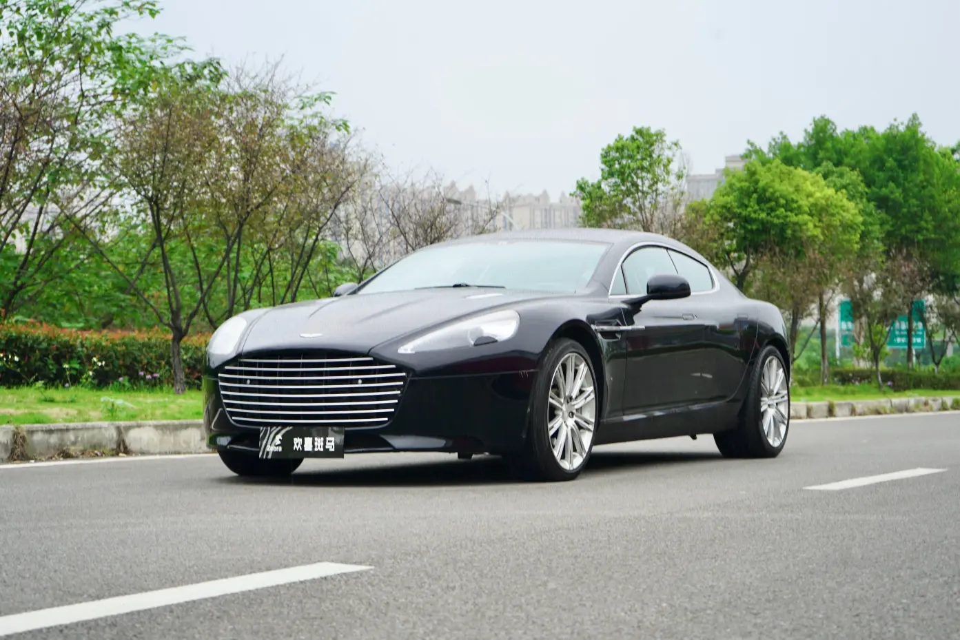 Aston Martin Rapide