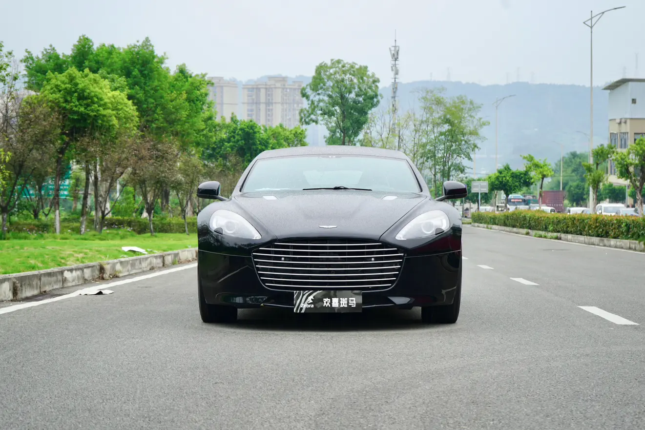 Aston Martin Rapide