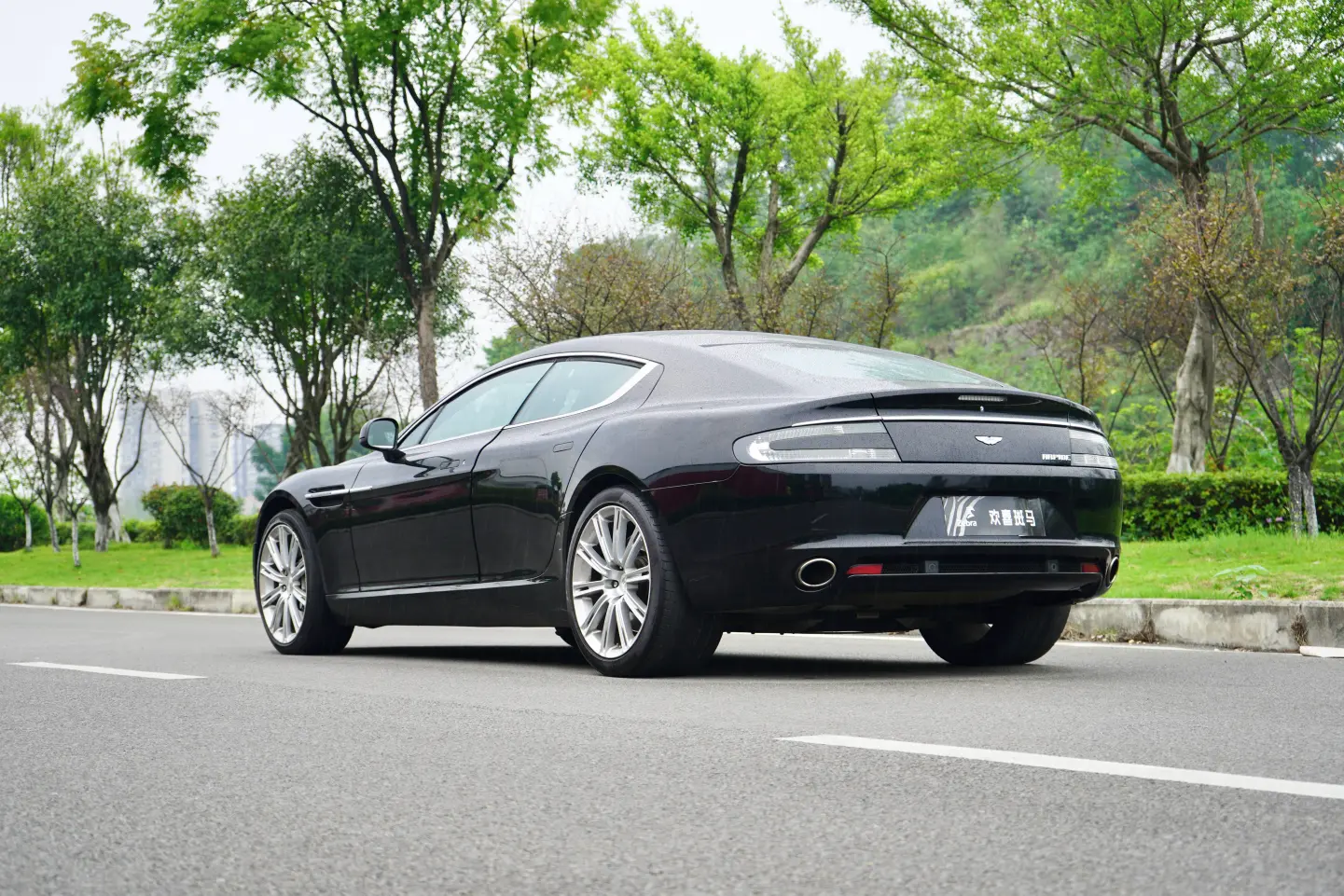 Aston Martin Rapide