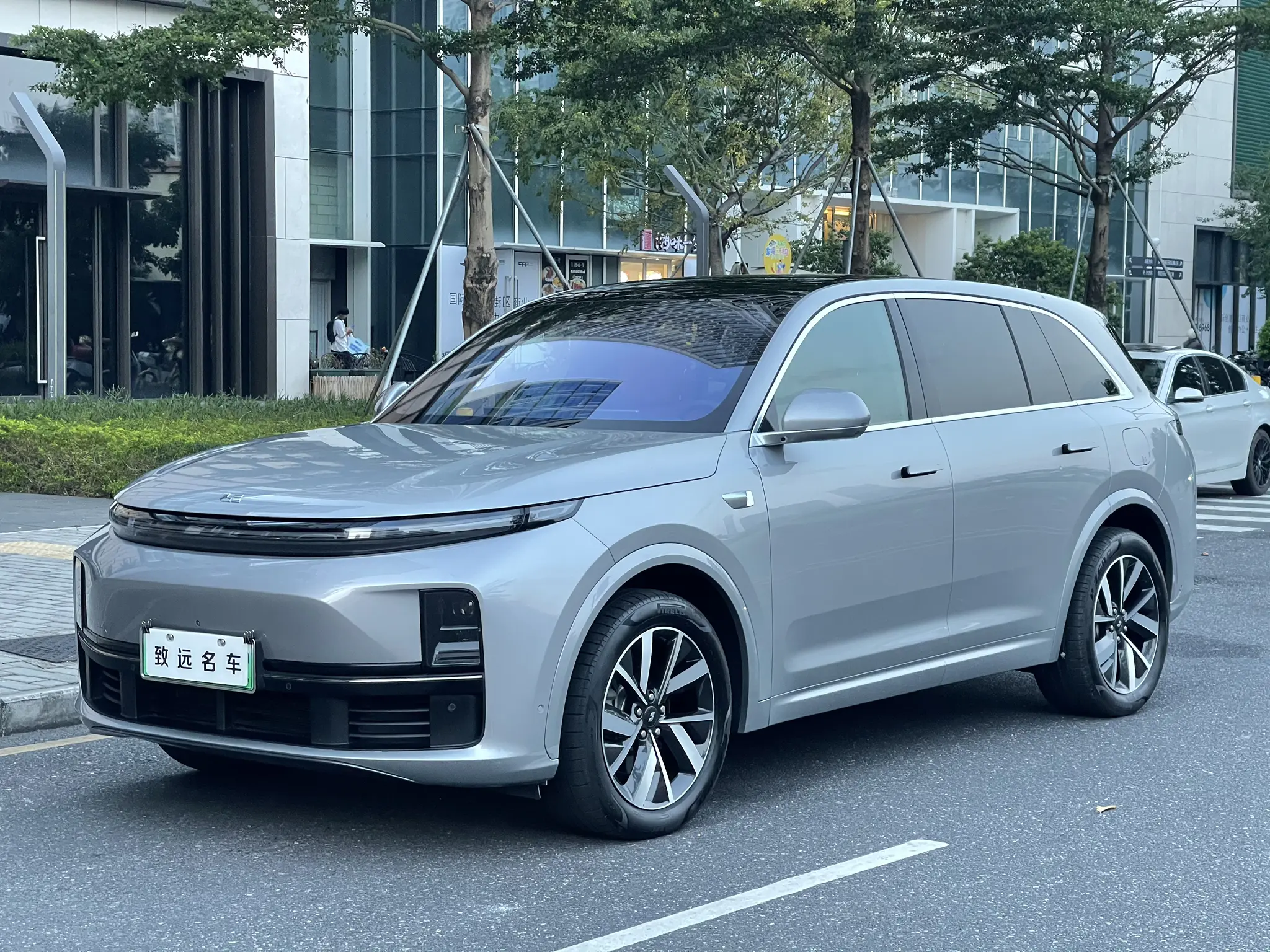 Li L7 (Ideal L7)  из Китая