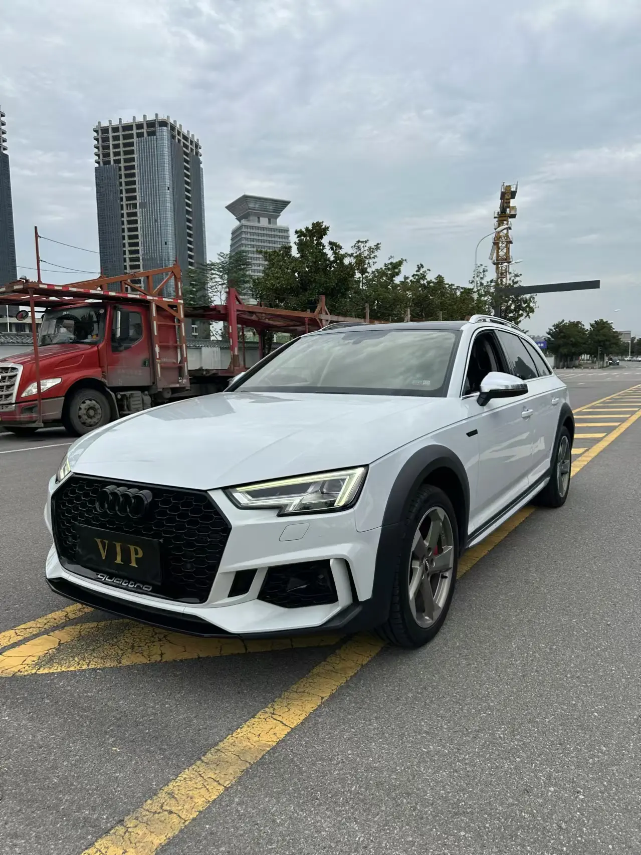 Audi A4 (imported)  из Китая