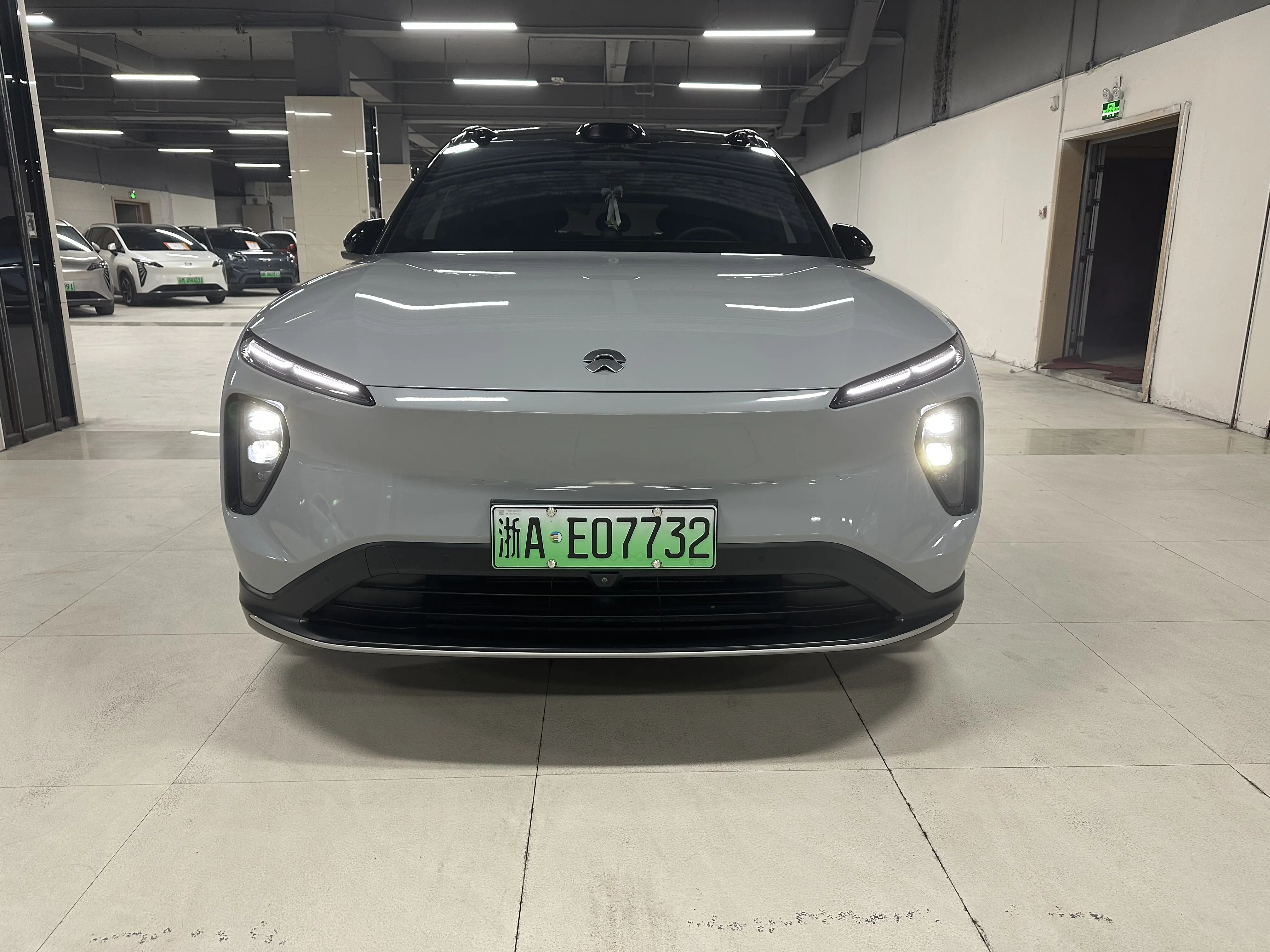 NIO ES6