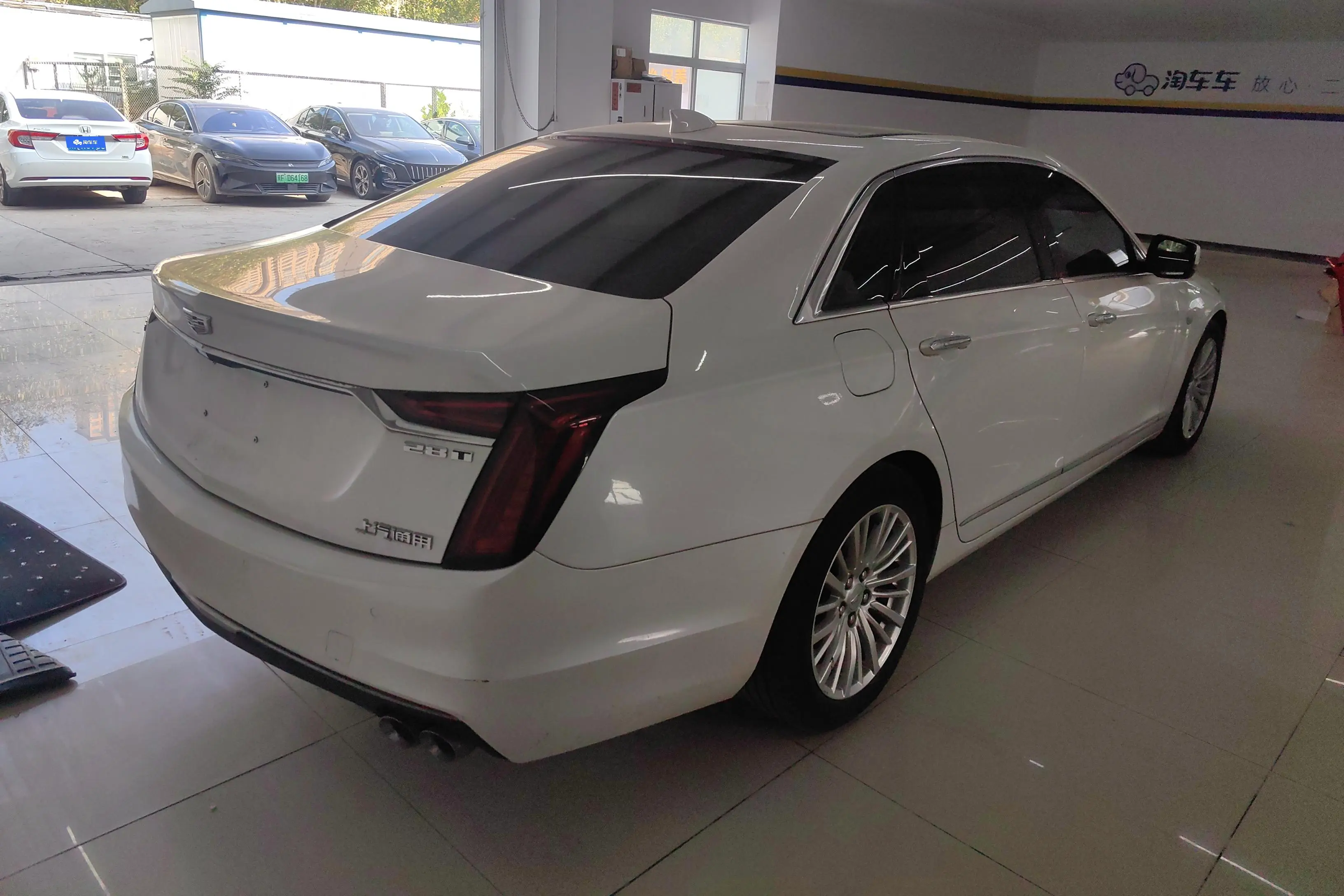 Cadillac CT6