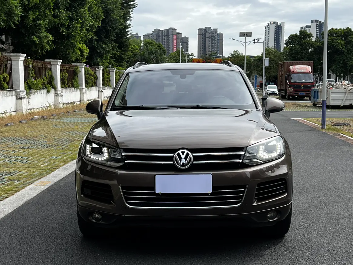 Volkswagen Touareg  из Китая