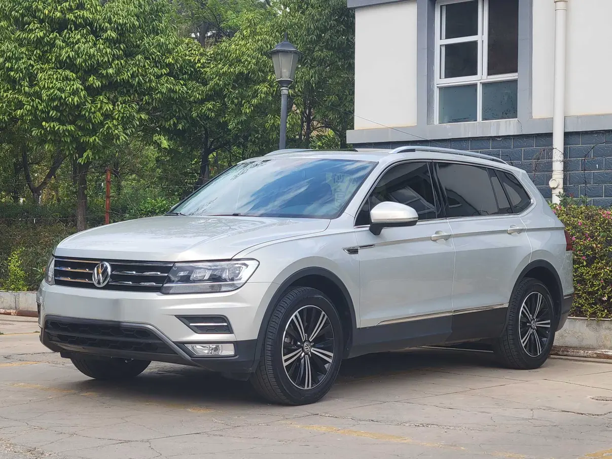Volkswagen Tiguan L  из Китая