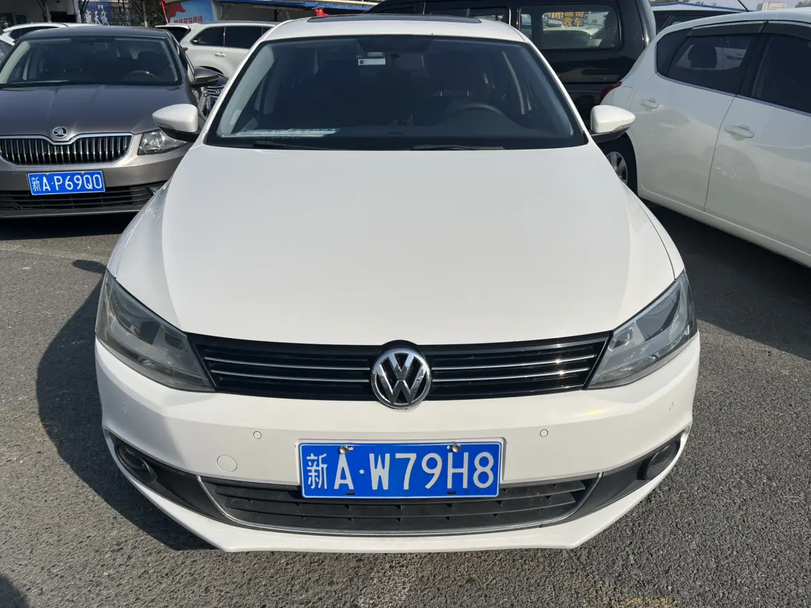 Volkswagen Sagitar  из Китая