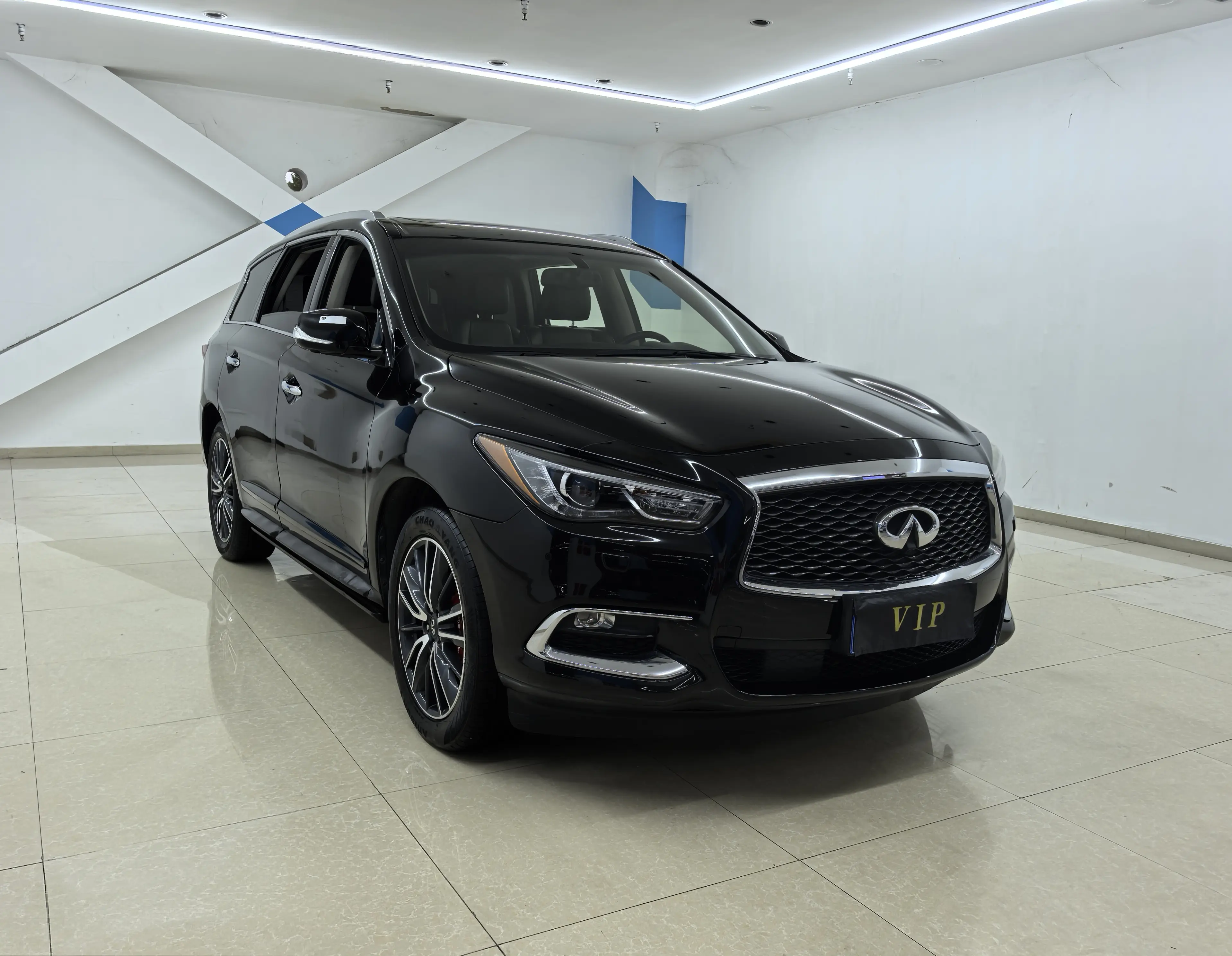 Infiniti QX60 (imported)