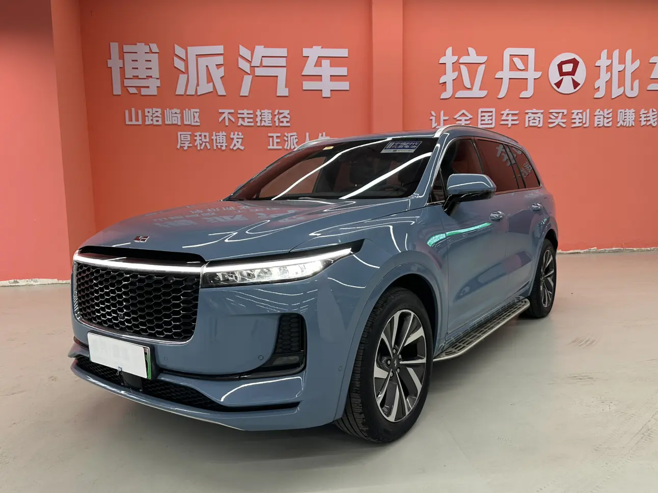 Li ONE (Ideal ONE)  из Китая