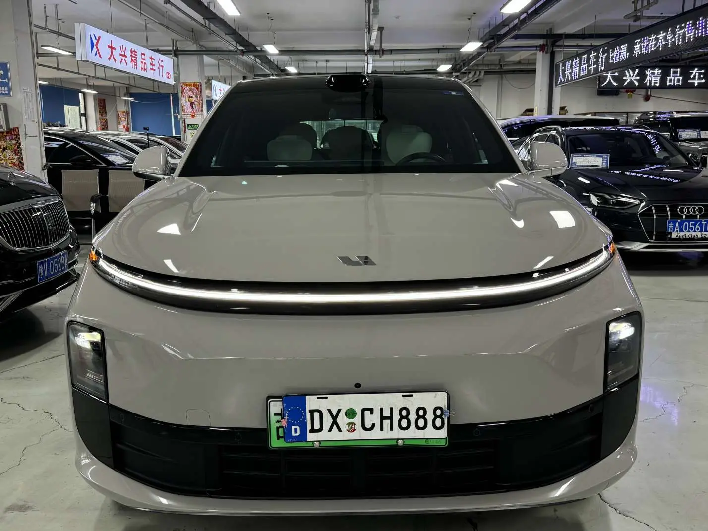 Li L6 (Ideal L6)  из Китая