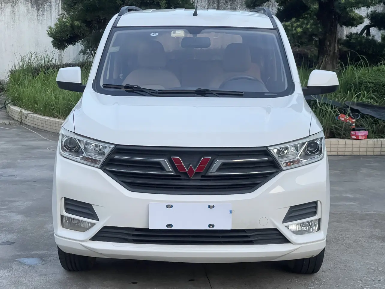 Wuling Hongguang V