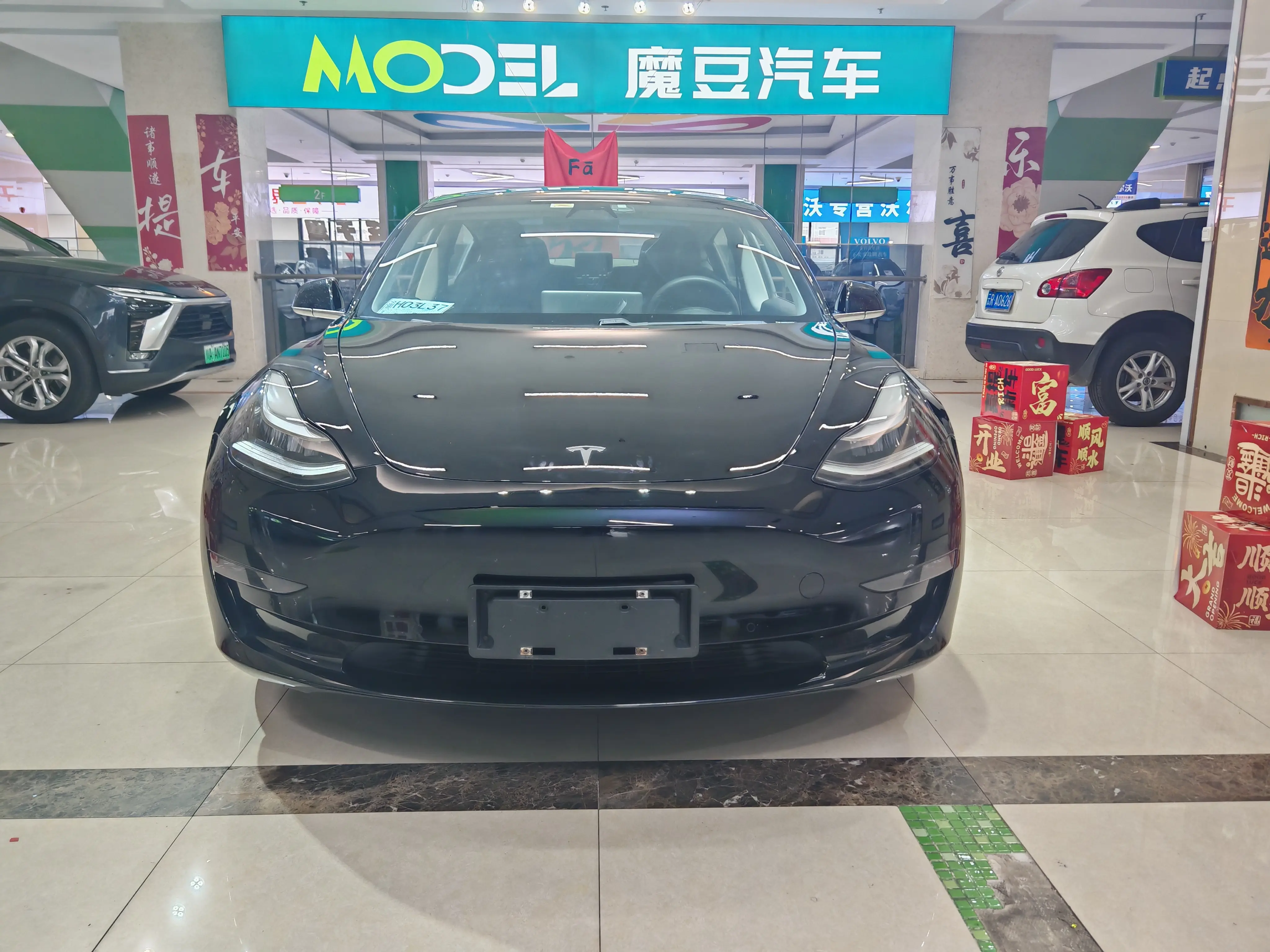 Tesla Model 3  из Китая
