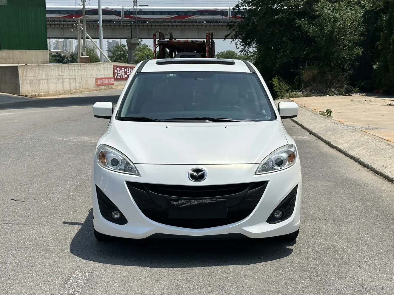 Mazda 5