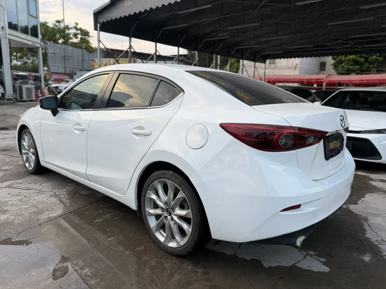 Mazda 3 Angkesela