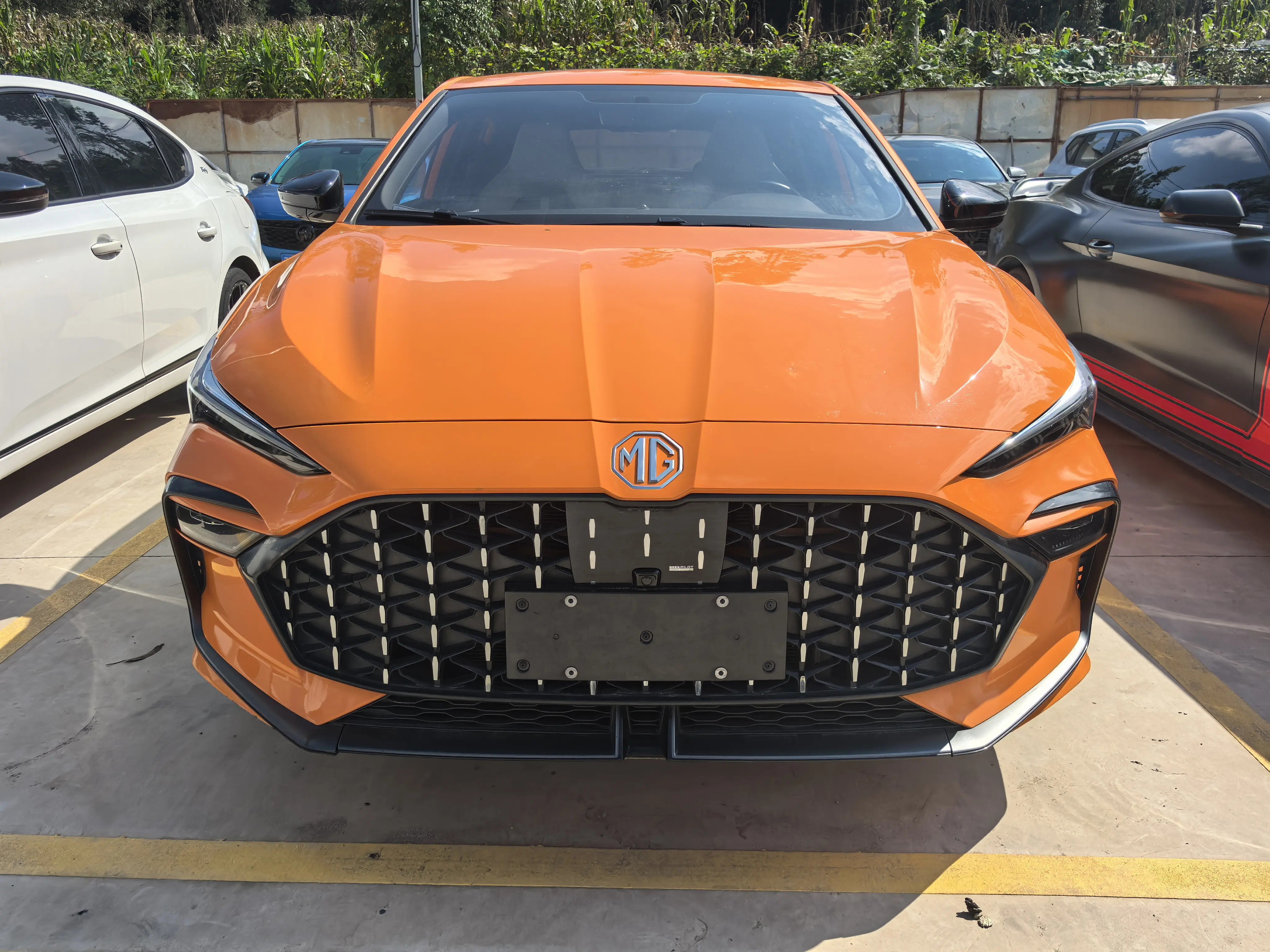 MG 6  из Китая