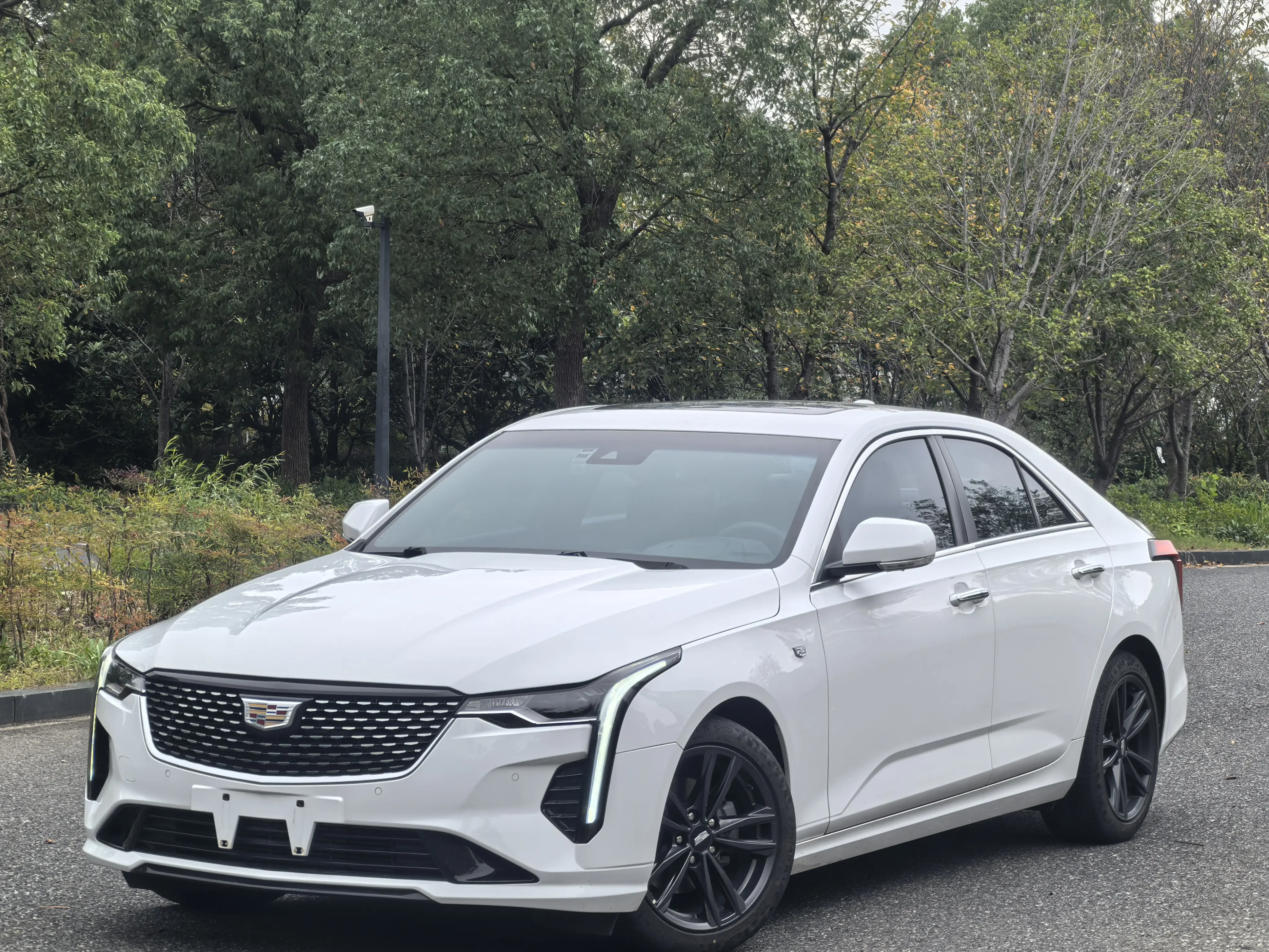 Cadillac CT4
