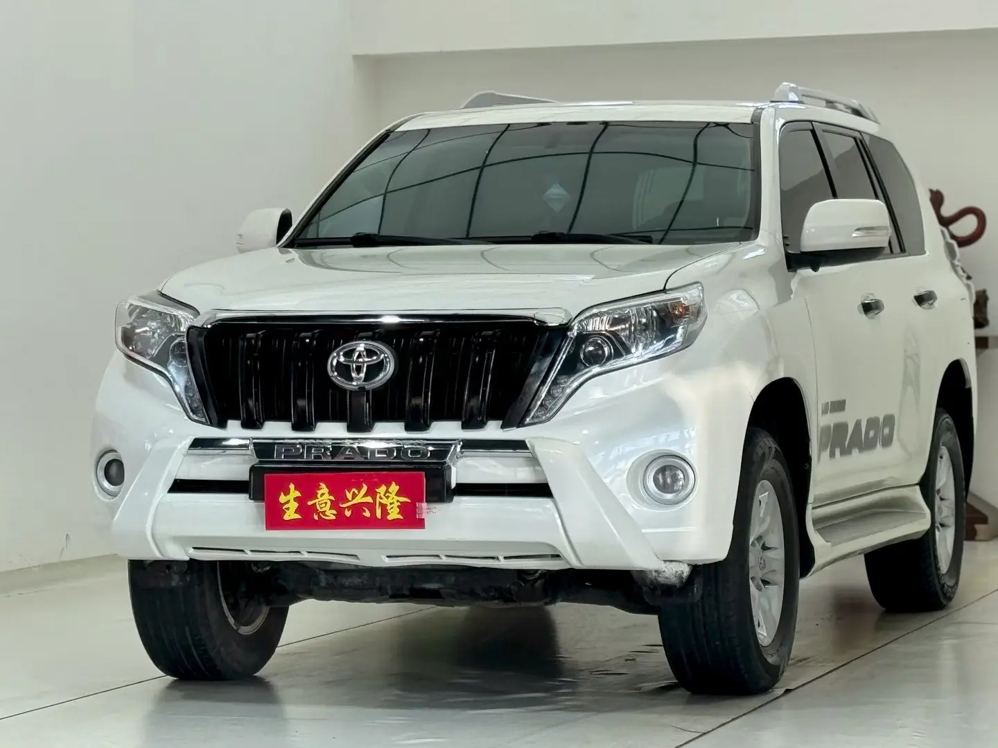 Toyota Prado (imported)