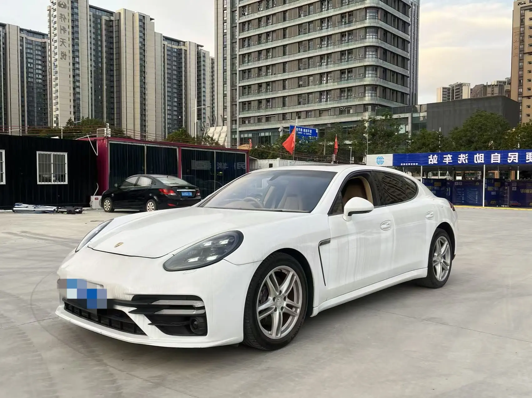 Porsche Panamera