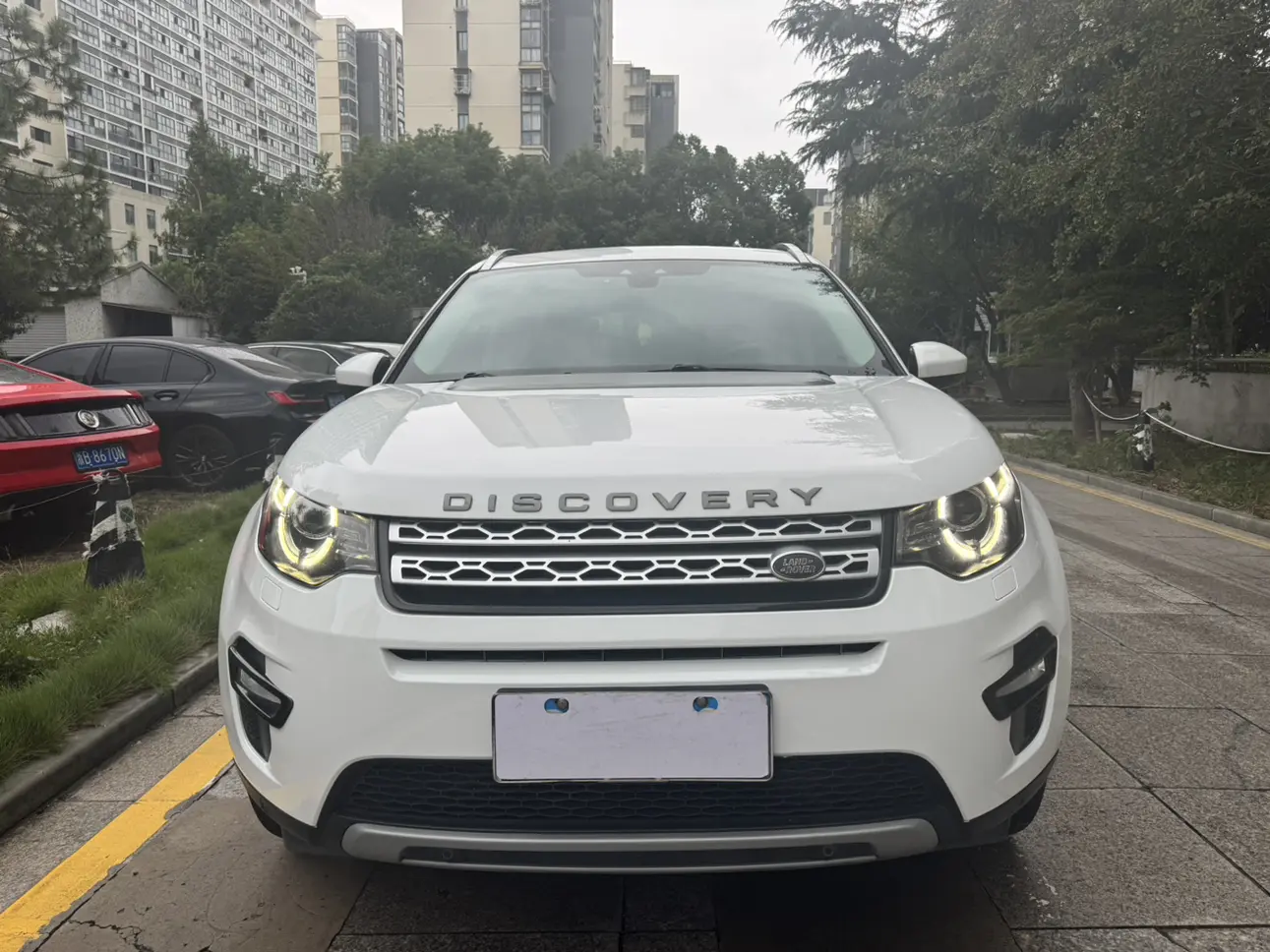 Land Rover Discover the magic