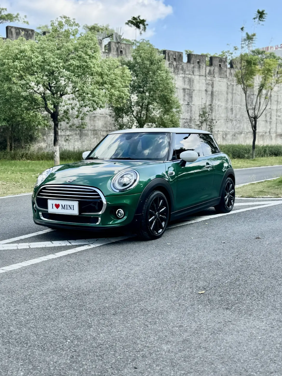MINI MINI