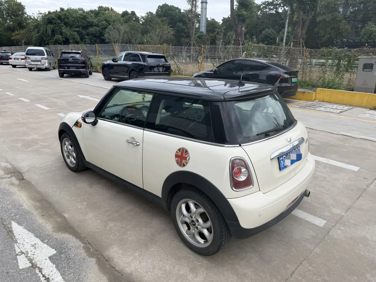 MINI MINI