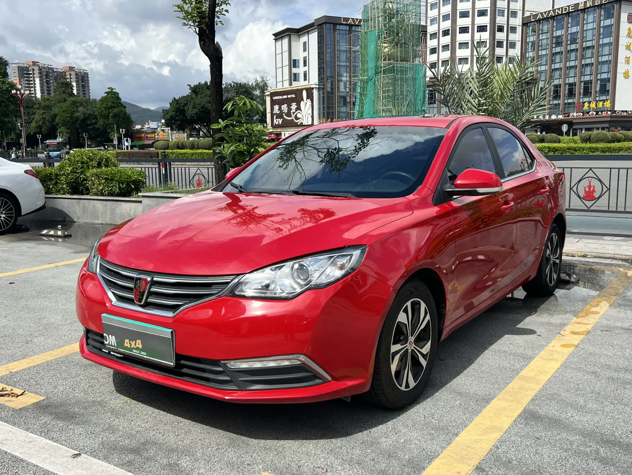 Roewe 360  из Китая